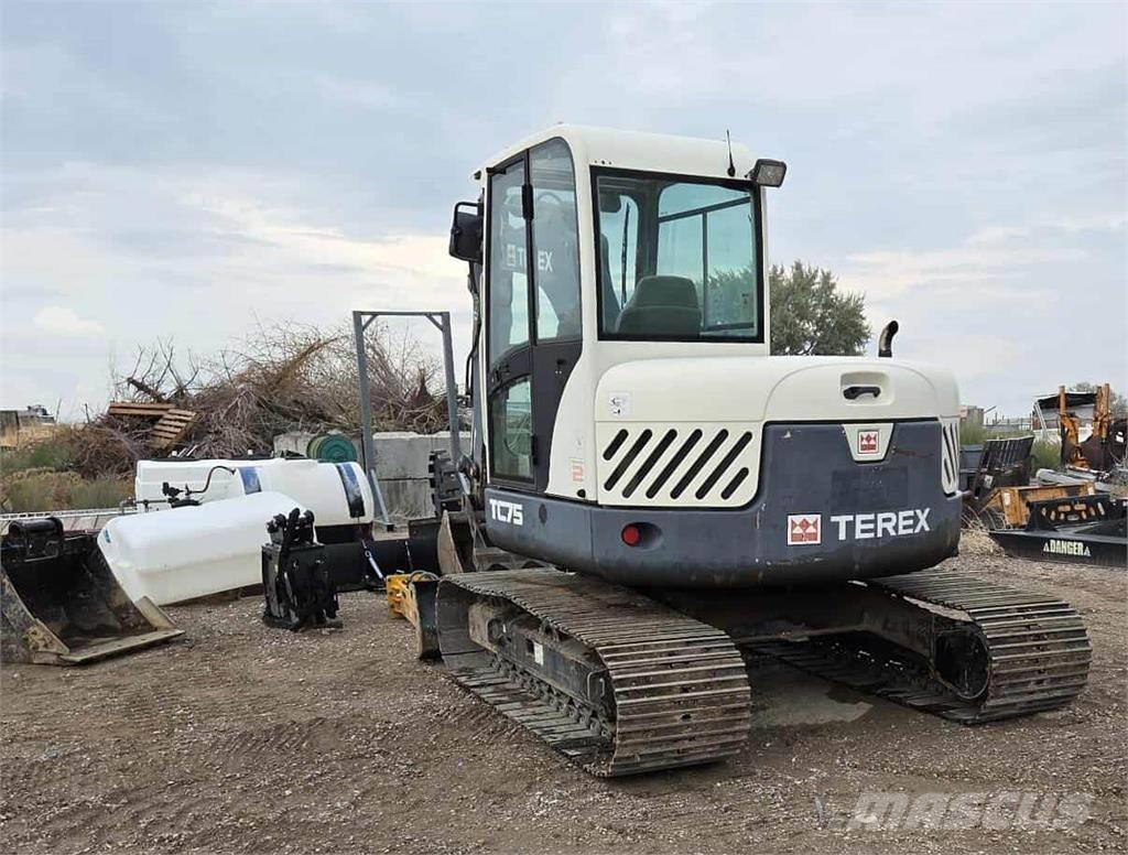 Terex TC75 大型油圧ショベル12t以上（パワーショベル・ユンボ）