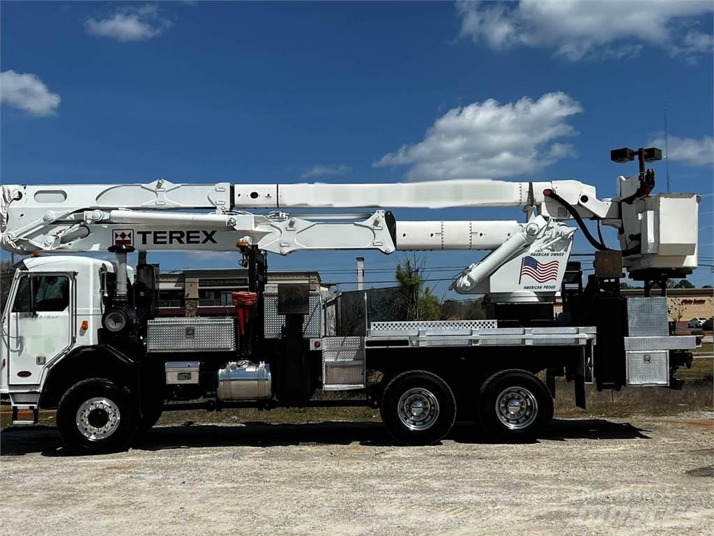 Terex TM85 トラック高所作業車