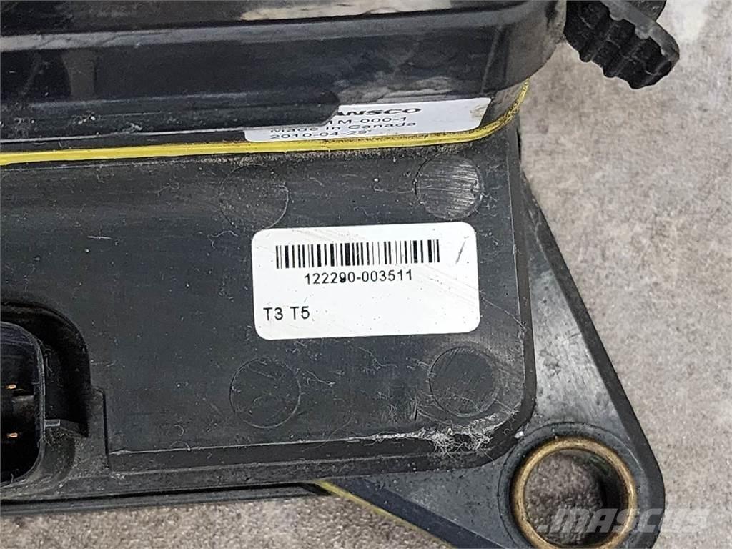  Unmarked 電子機器