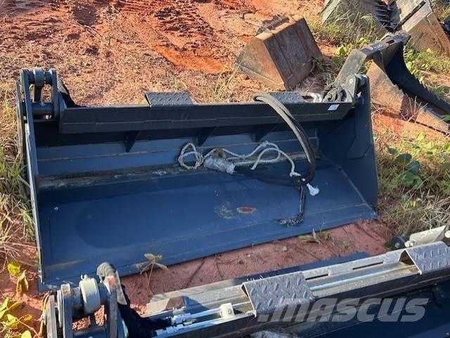  Unmarked バケット