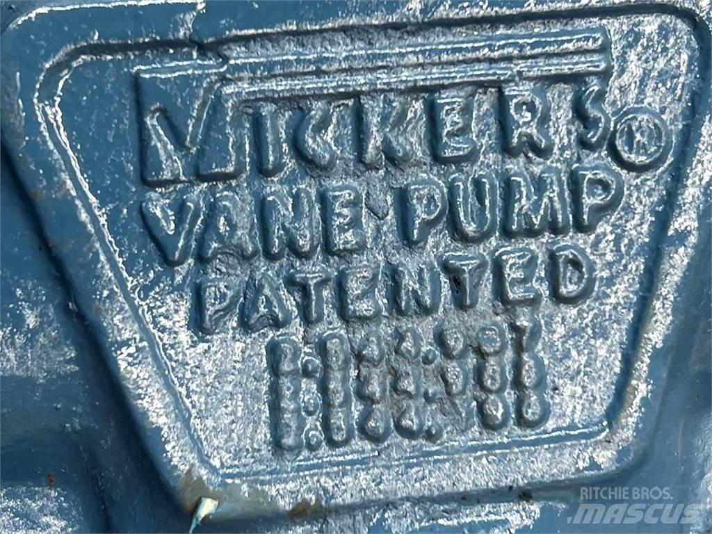 Vickers  電子機器