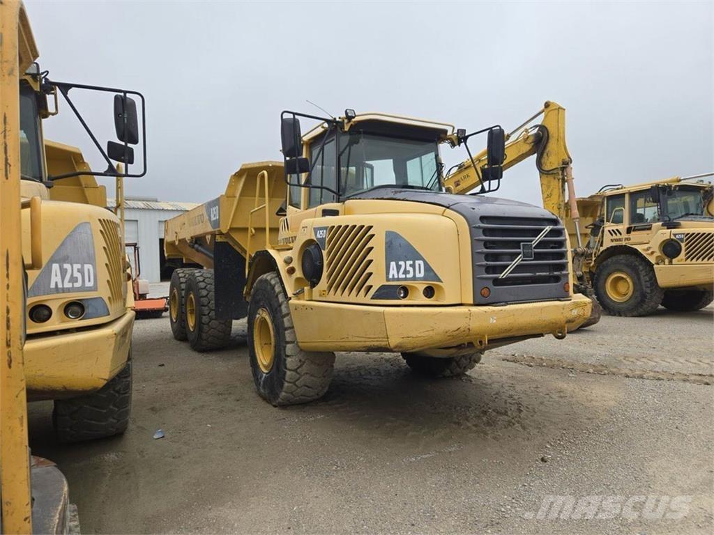 Volvo A25D アーティキュレート式ダンプトラック