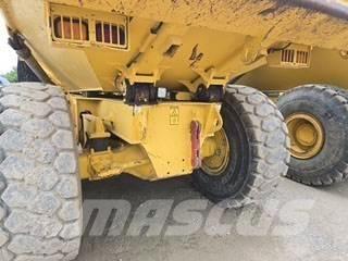 Volvo A25D アーティキュレート式ダンプトラック