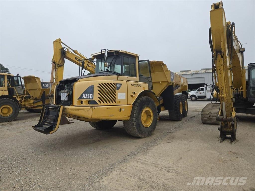 Volvo A25D アーティキュレート式ダンプトラック