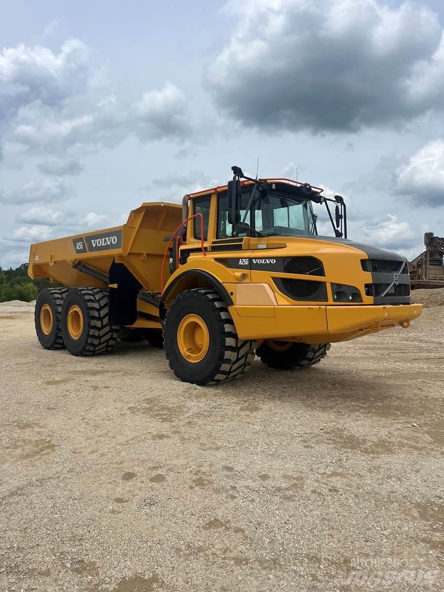 Volvo A25G アーティキュレート式ダンプトラック