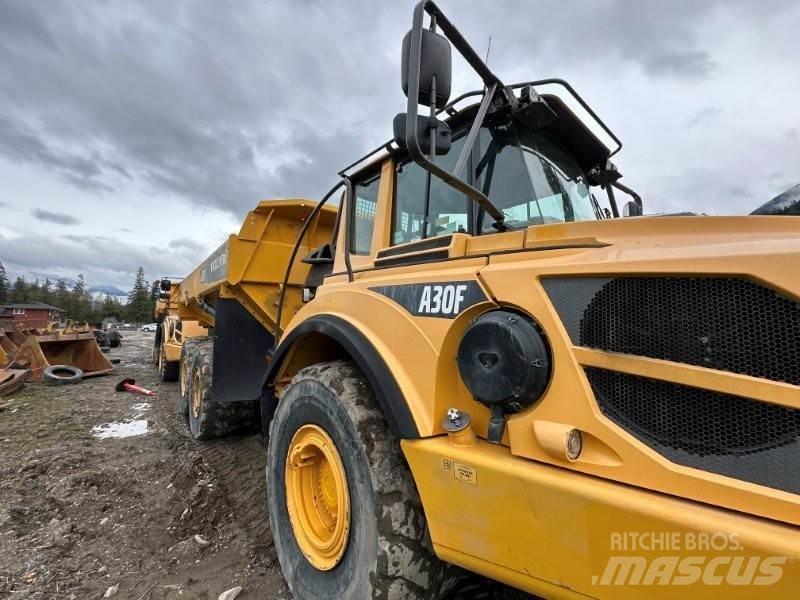 Volvo A30F アーティキュレート式ダンプトラック