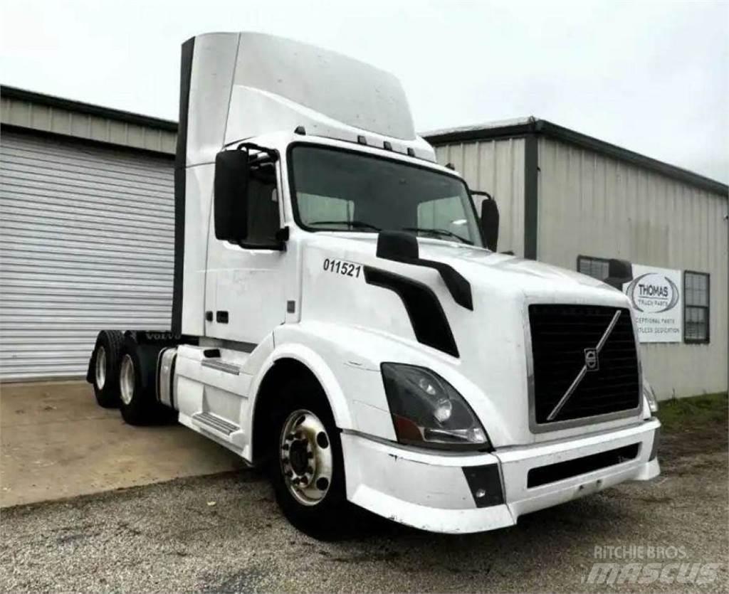 Volvo D13 エンジン