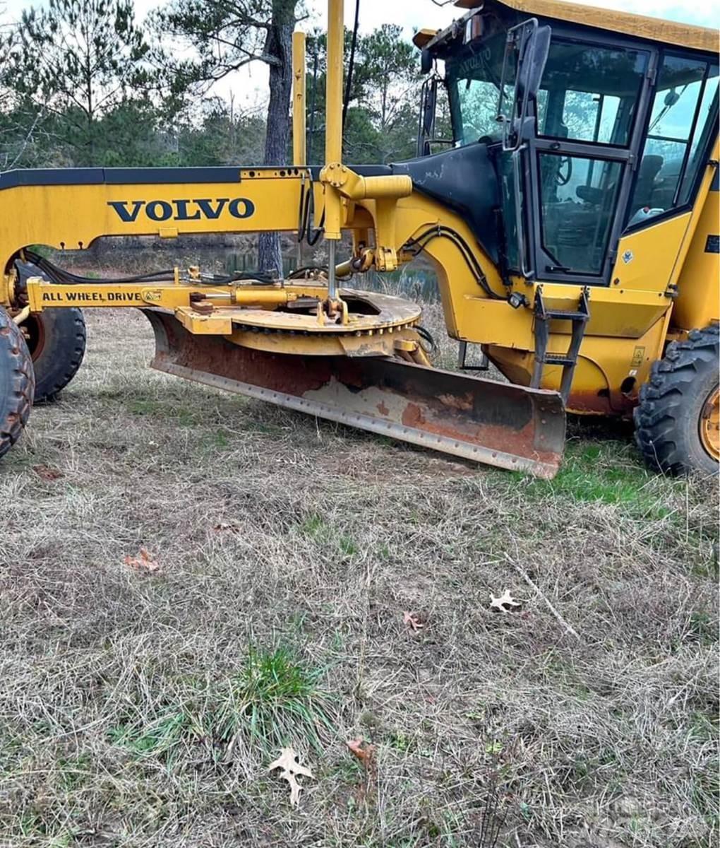 Volvo G946 モーターグレーダー