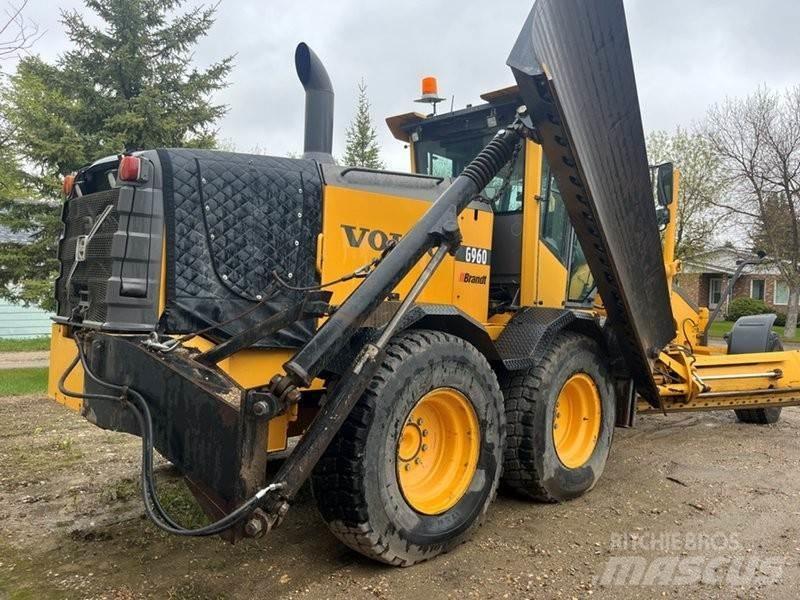 Volvo G960 モーターグレーダー