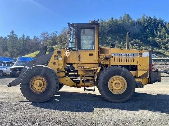 Volvo L90C ホイールローダー・タイヤショベル