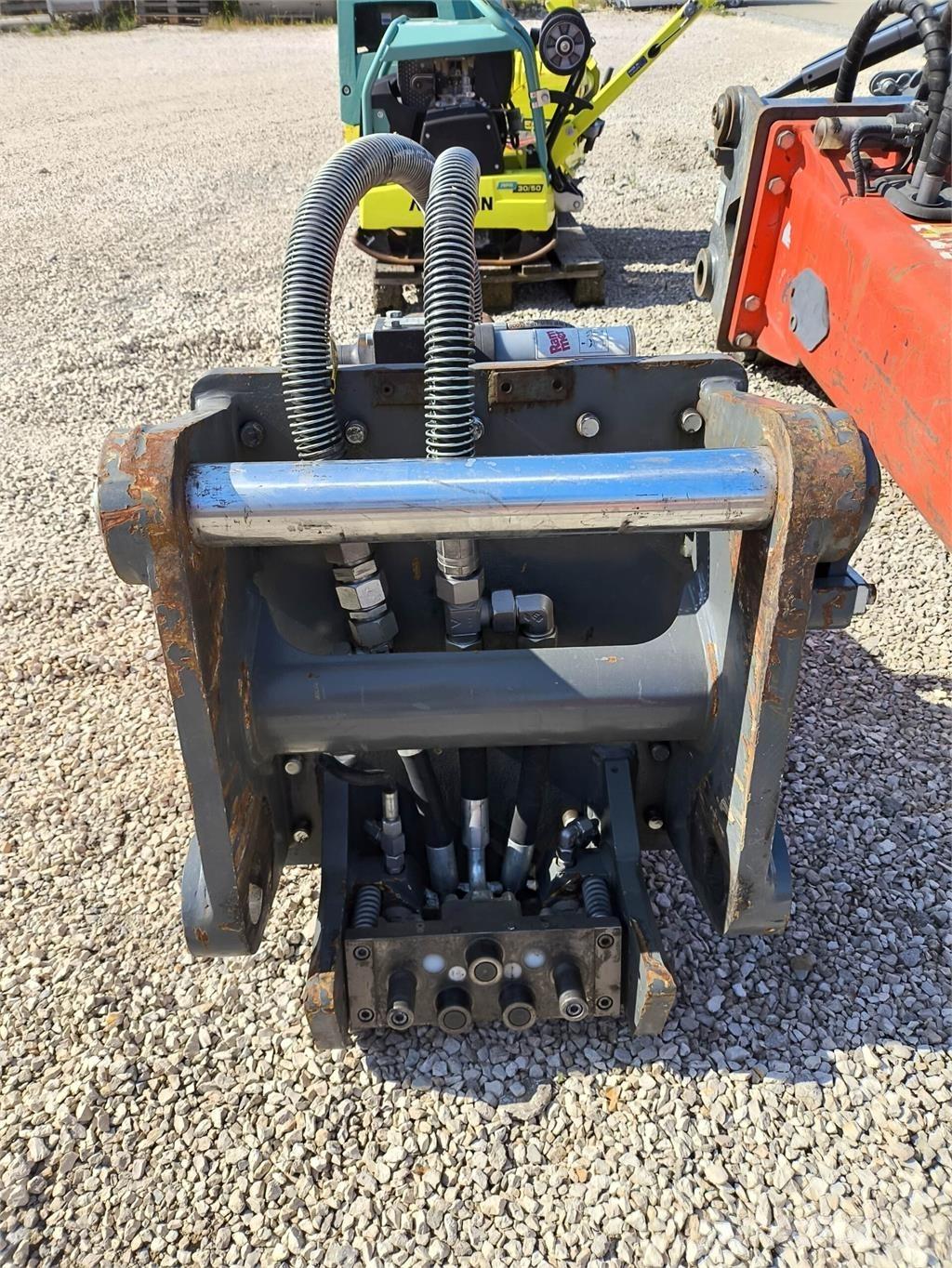Rammer 1533E 建設機械 -　その他