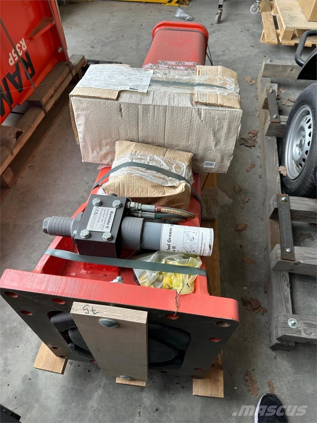Rammer 2155E 建設機械 -　その他