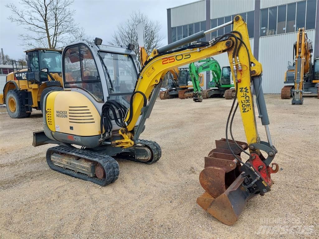 Wacker Neuson 2503RD 大型油圧ショベル12t以上（パワーショベル・ユンボ）