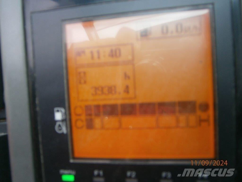 Yanmar SV 100-2PB 大型油圧ショベル12t以上（パワーショベル・ユンボ）