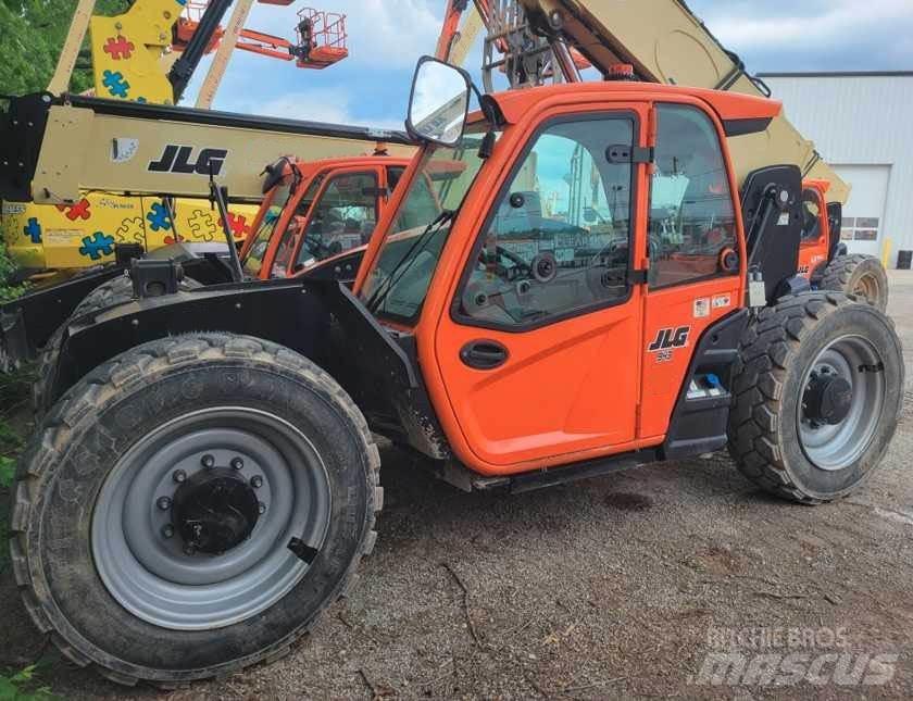 JLG 943 テレスコーピックハンドラー