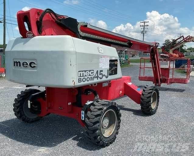 MEC 45J 垂直昇降型リフト