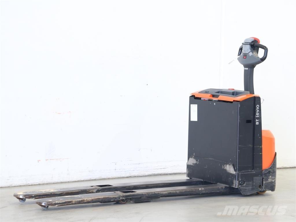 BT LWE160 ウォーキンフォークリフト