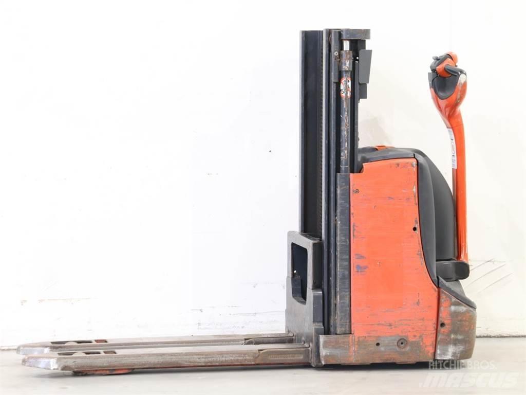 Linde D08/1160-00 ウォーキンフォークリフト