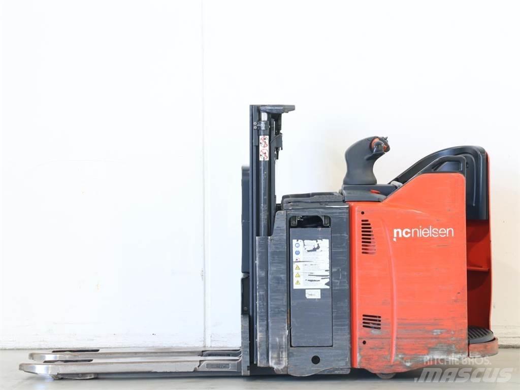 Linde D12HPSP/133 ウォーキンフォークリフト