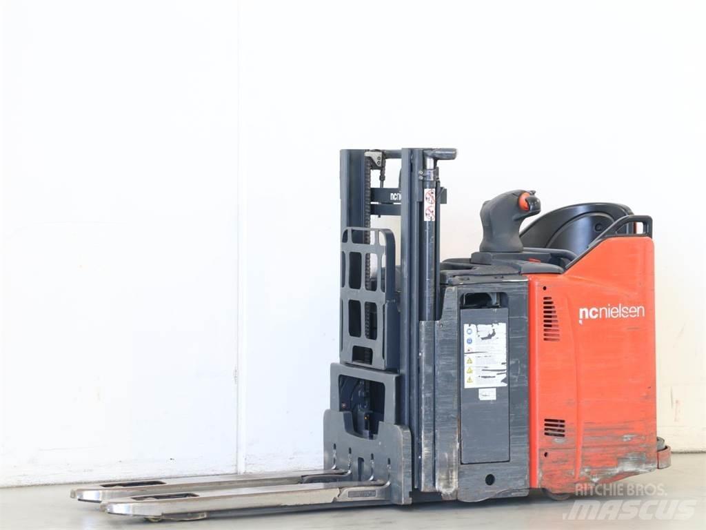 Linde D12HPSP/133 ウォーキンフォークリフト