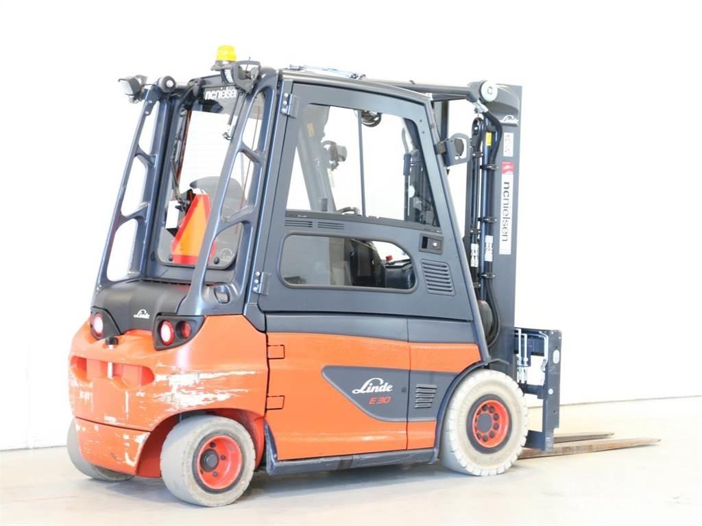 Linde E30/387 バッテリーフォークリフト