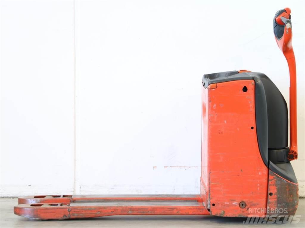 Linde T16/1152-00 ウォーキンフォークリフト