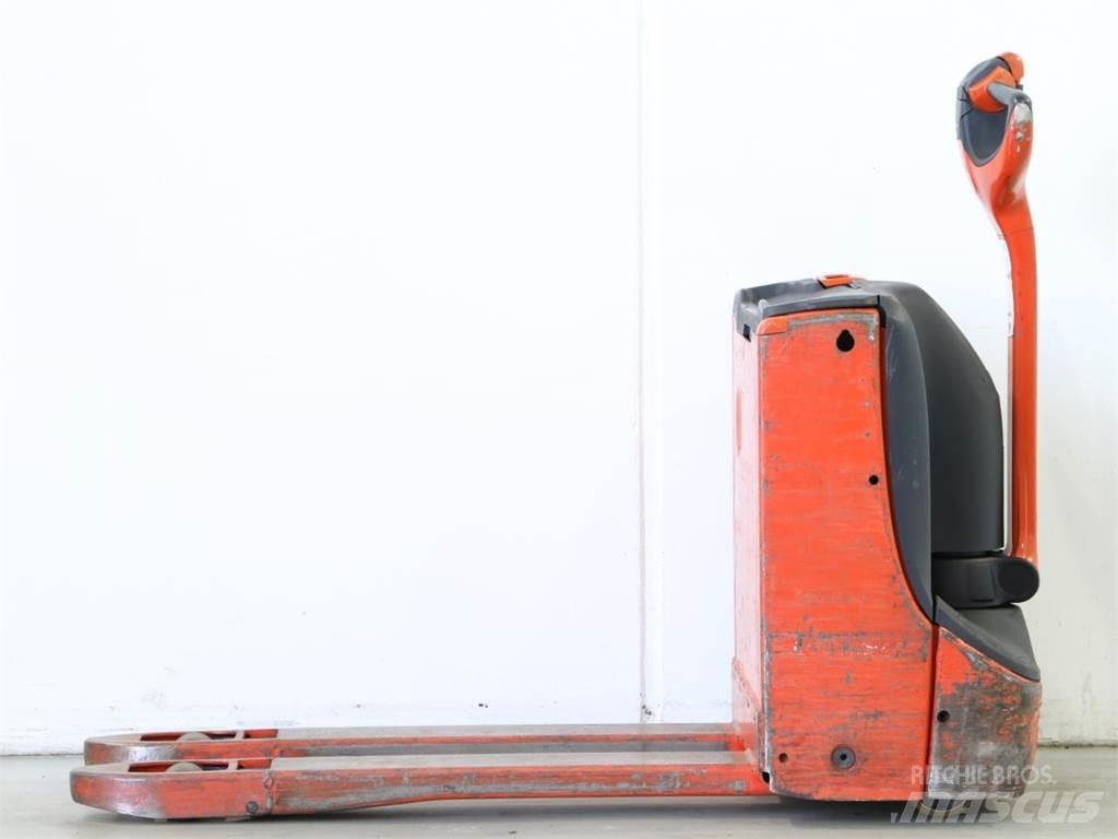 Linde T16/1152-00 ウォーキンフォークリフト