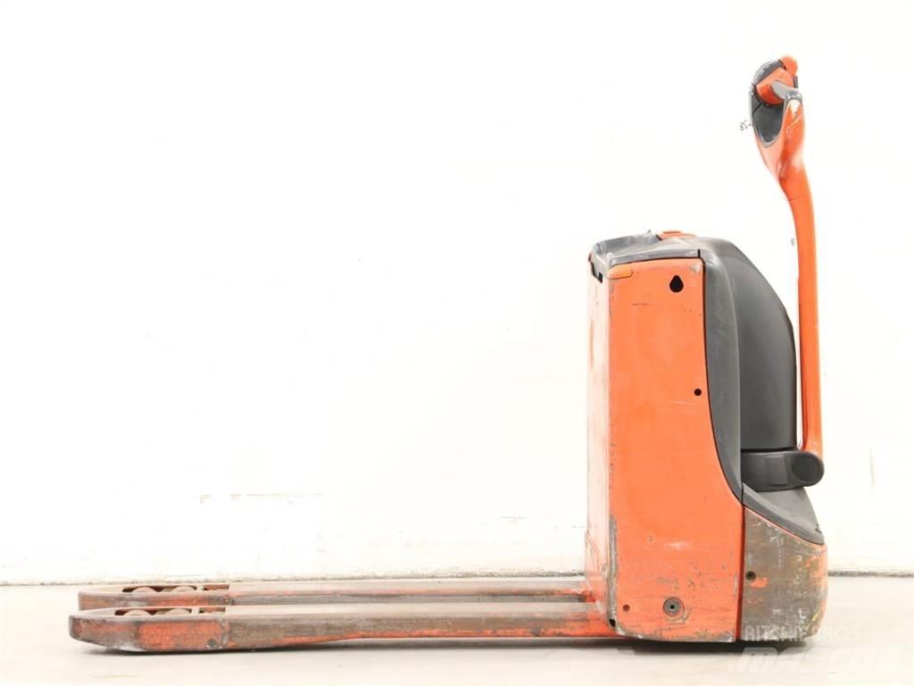 Linde T16/1152-00 ウォーキンフォークリフト