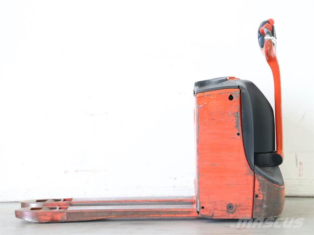 Linde T16/1152-00 ウォーキンフォークリフト