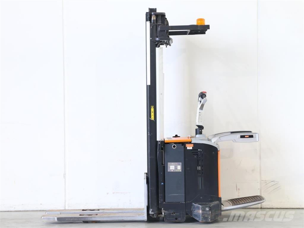 Rocla SP16AC TF5400 ウォーキンフォークリフト