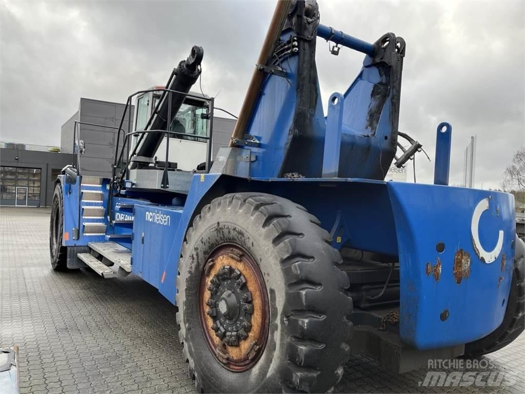 SMV 4535 TC5 リーチフォークリフト