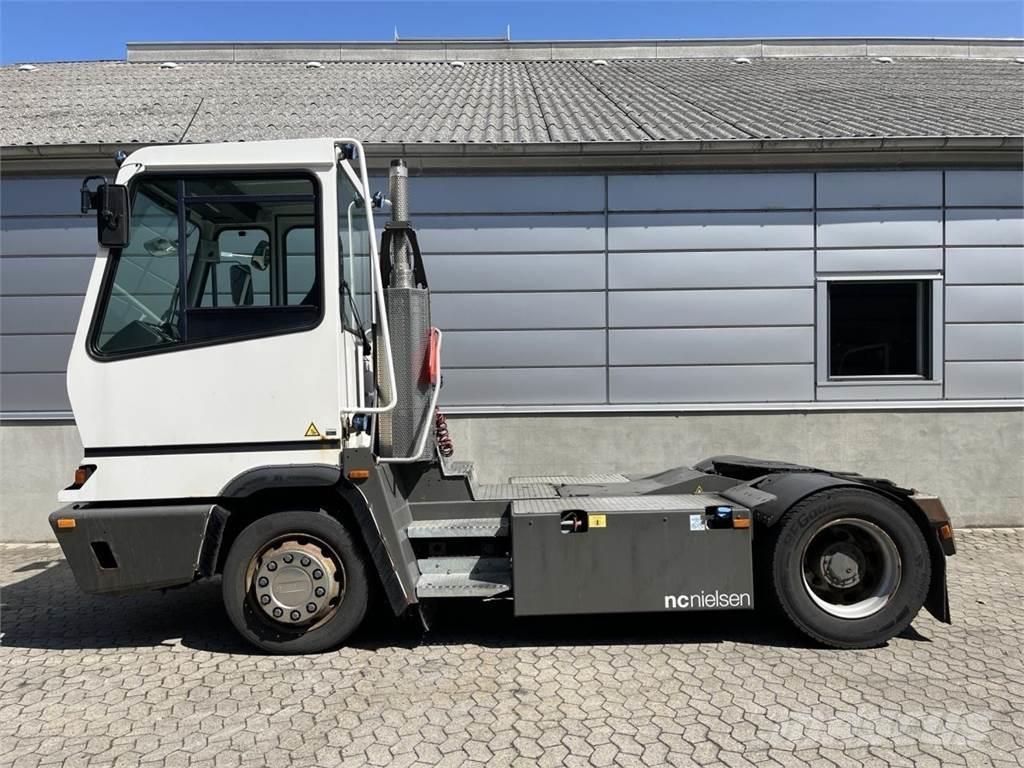 Terberg YT222 4X2 マテリアルハンドリング-その他