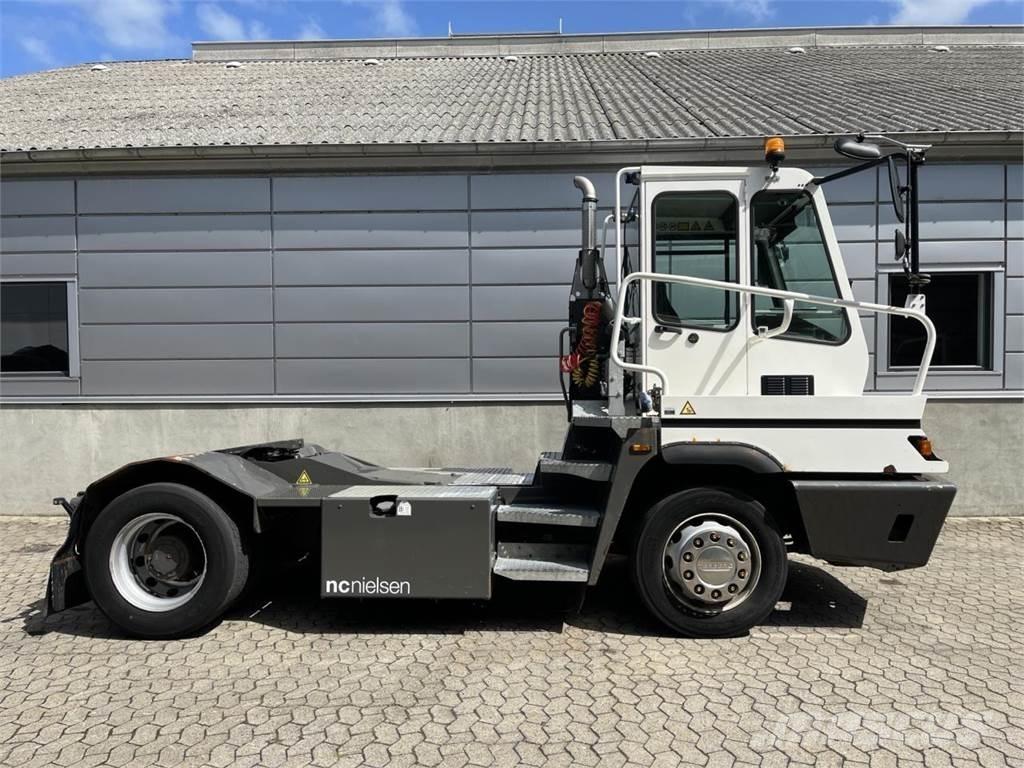 Terberg YT222 4X2 マテリアルハンドリング-その他