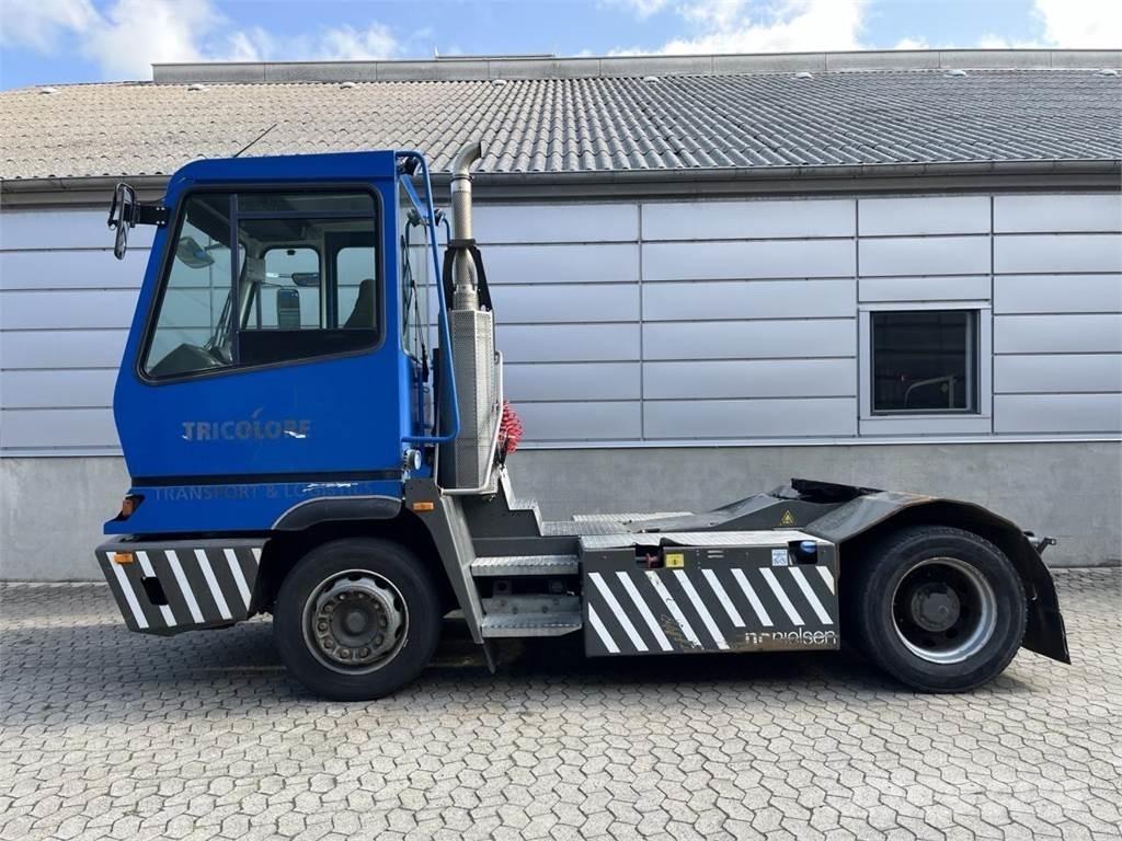 Terberg YT222 4X2 マテリアルハンドリング-その他