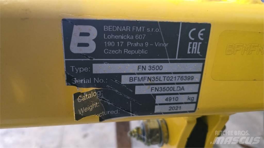 Bednar FN 3500 カルチベーター