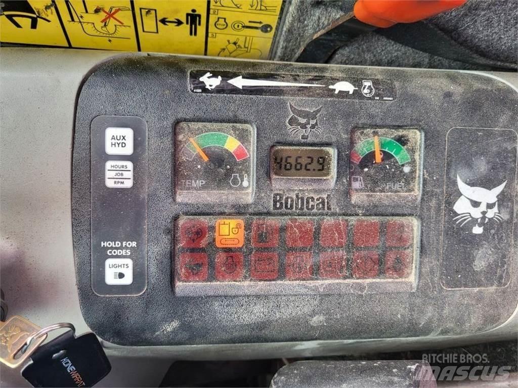 Bobcat 435H ミニ油圧ショベル 7t以下（ミニユンボ・ミニディガー）