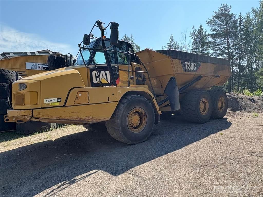 CAT 730 C アーティキュレート式ダンプトラック