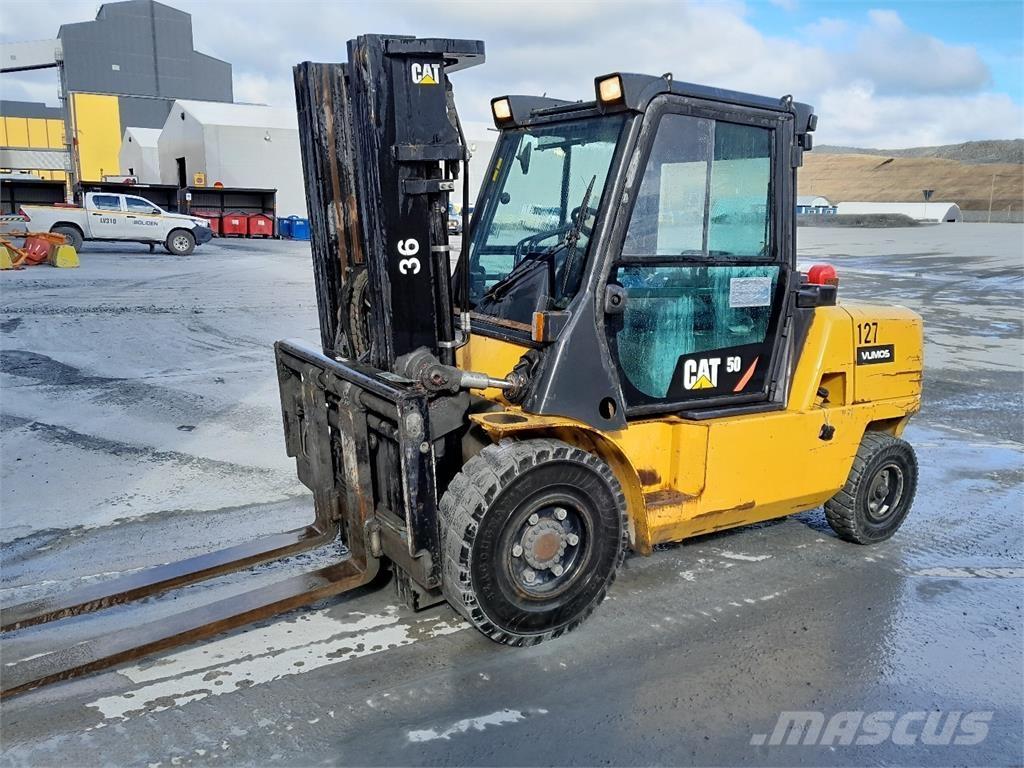 CAT DB50k2 バッテリーフォークリフト