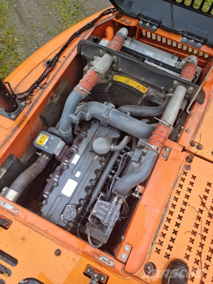 Doosan 160 LC 大型油圧ショベル12t以上（パワーショベル・ユンボ）