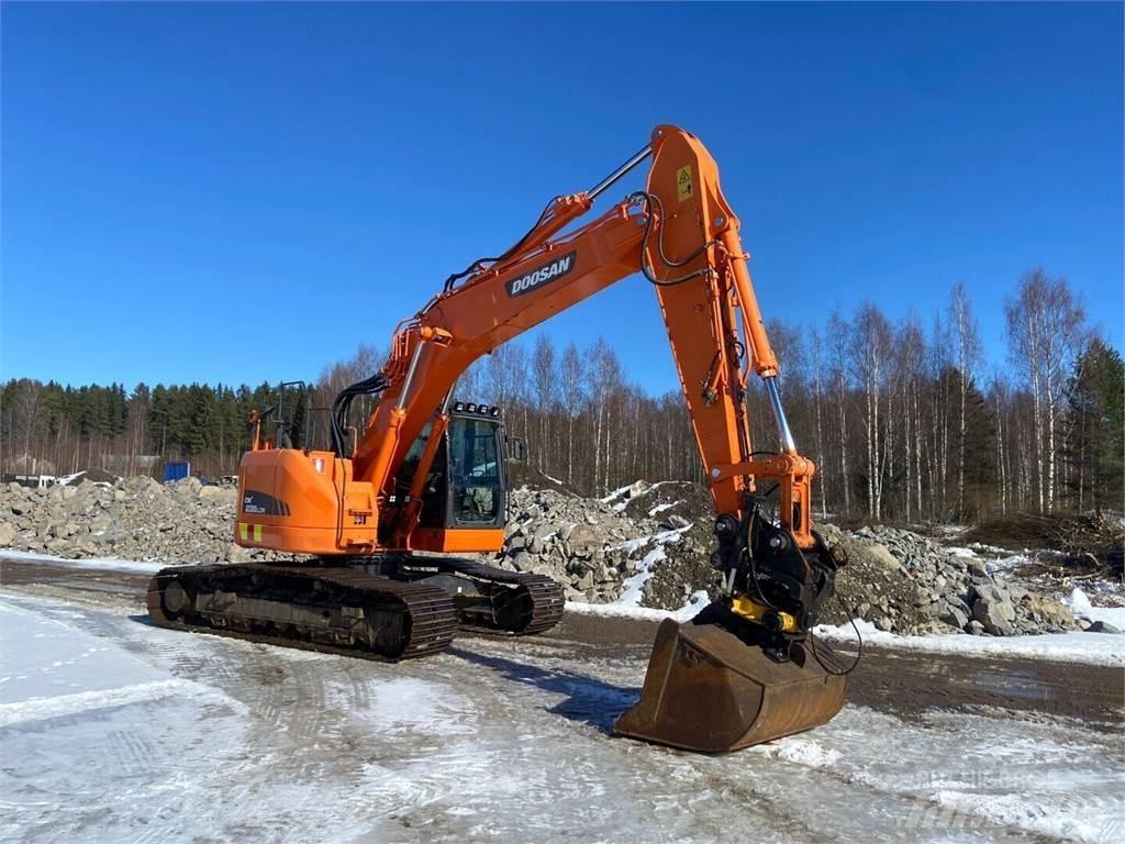 Doosan DX 235 LCR 大型油圧ショベル12t以上（パワーショベル・ユンボ）