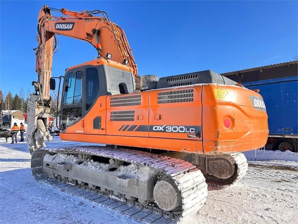 Doosan DX300 LC-3 大型油圧ショベル12t以上（パワーショベル・ユンボ）