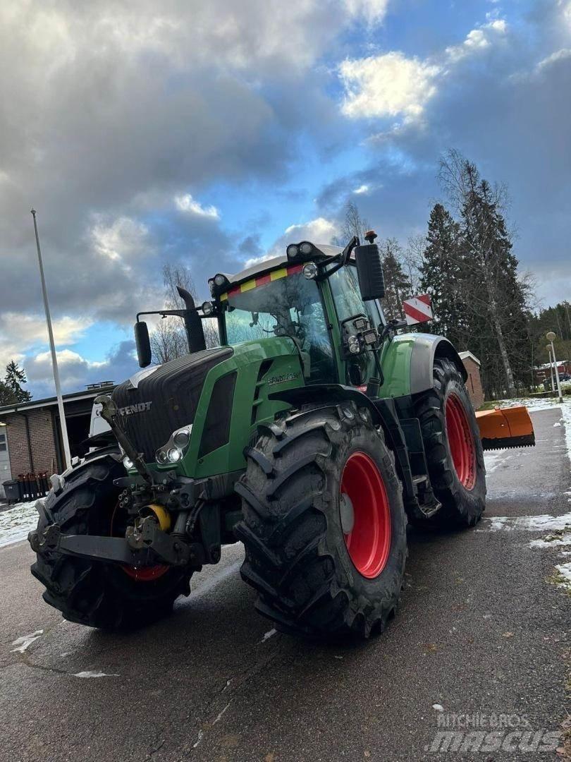 Fendt 828 VARIO トラクター