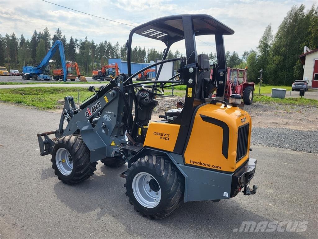GiANT D337T 農業機械 -　その他