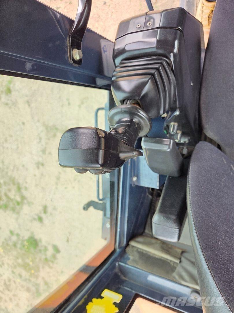 Hanix H75C 中型油圧ショベル 7ｔ-12ｔ（ユンボ・パワーショベル・バックホー）