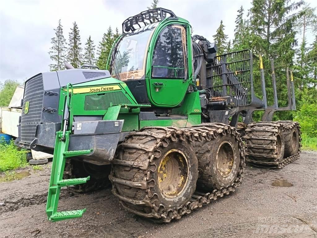 John Deere 1010G フォワーダー
