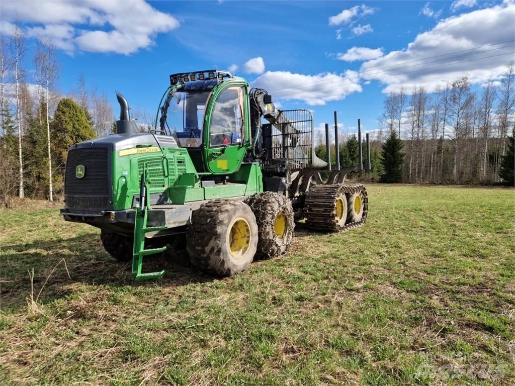 John Deere 1110G フォワーダー