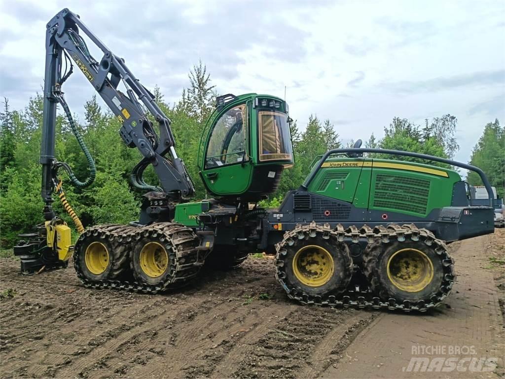 John Deere 1170G ハーベスター