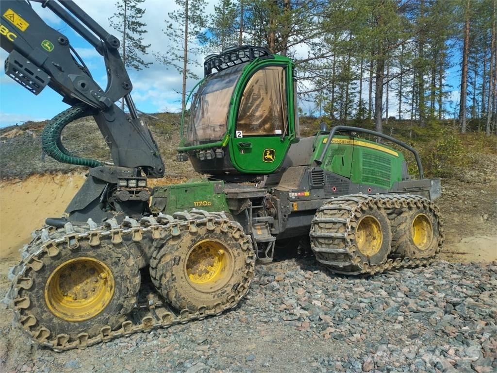 John Deere 1170G ハーベスター