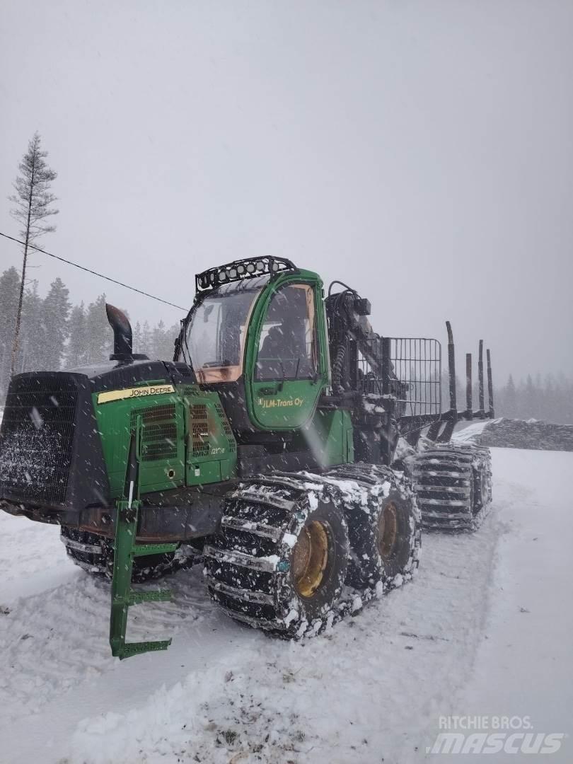 John Deere 1210E フォワーダー