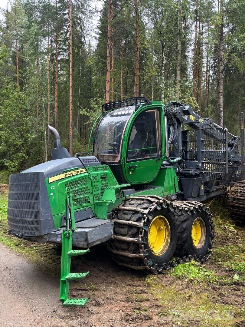 John Deere 1210G フォワーダー